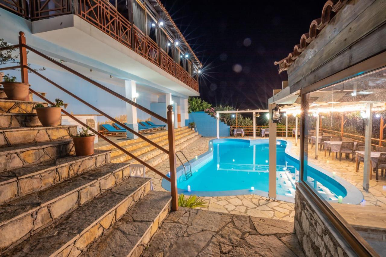 Hotel Panorama Himarë Exteriér fotografie