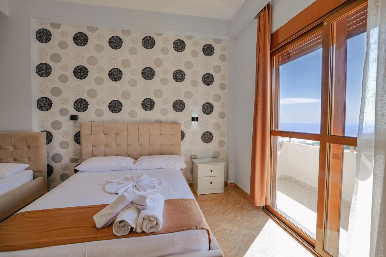 Hotel Panorama Himarë Exteriér fotografie