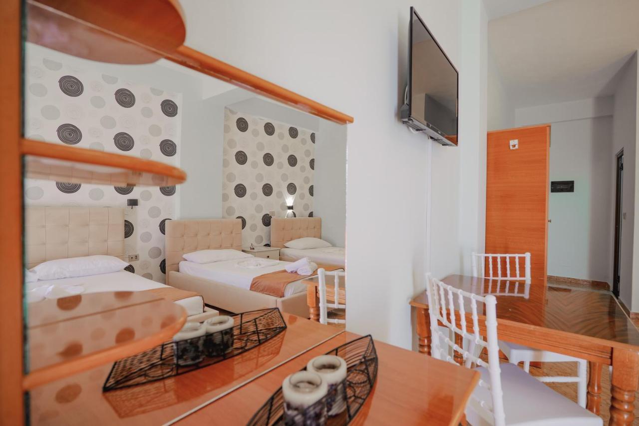 Hotel Panorama Himarë Exteriér fotografie